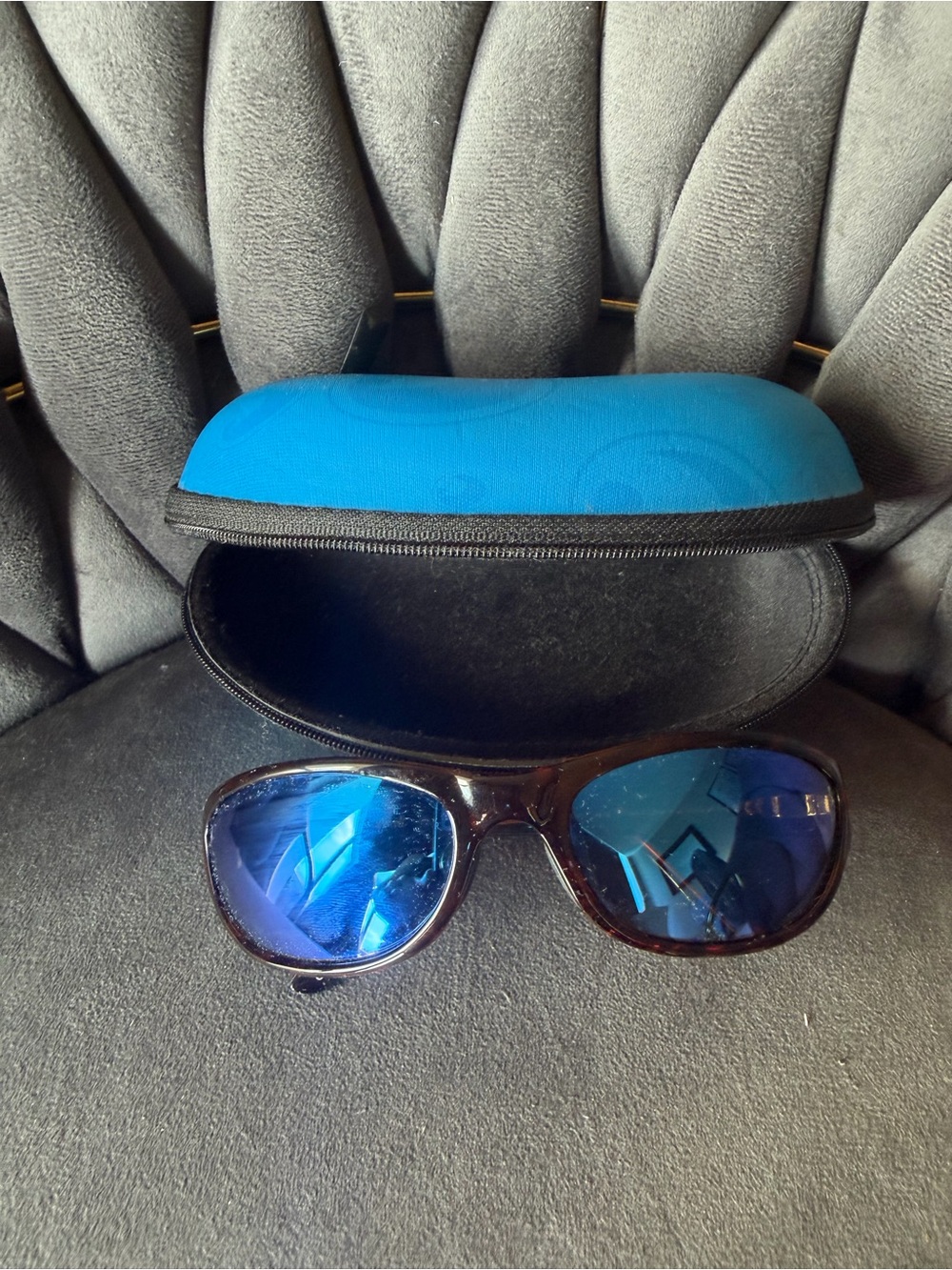 Costa triple tail tt 10 Blue Sunglasses with Hard Case